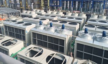 http://www.ghcooling.com/upload/image/2021-08/Dry and wet closed cooling tower.jpg